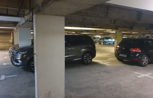 place de parking créteil université