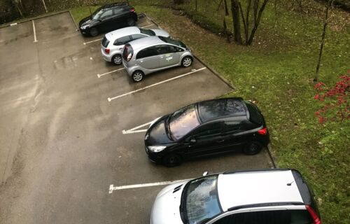 Place Parking Extérieur Privé proche Centre Ville Besançon