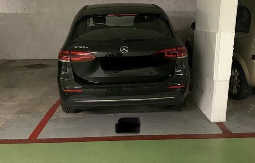Parking a louer limite Neuilly-sur-Seine/Levallois-Perret