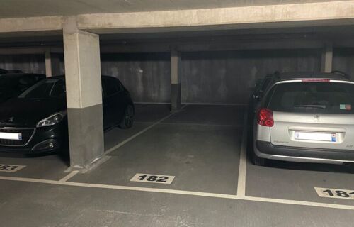Parking près des gares RER et TGV de Massy-Palaiseau