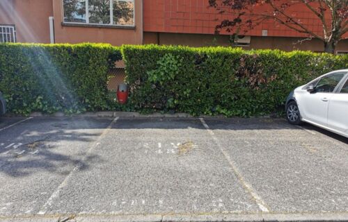 Parking aérien dans résidence sécurisée à Croix de Pierre  n°2