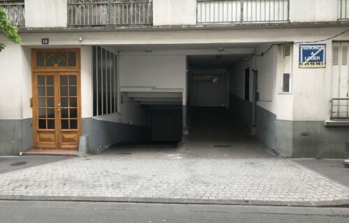 Parking metro Berault