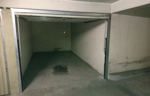 Location box fermé rue de la santé proche métro Glacière