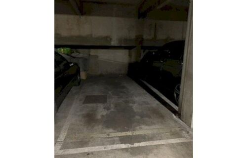 Place de Parking Nation  Avron