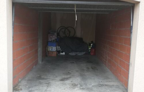 Parking près aéroport