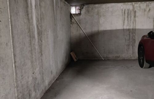Place de parking protégée