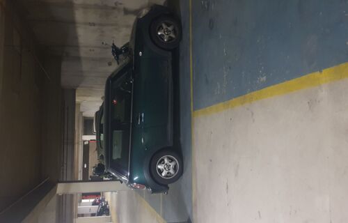 Parking au 66 rue Amelot. Cœur du Marais. Proximité Gare du Nord et Gare de l'est.