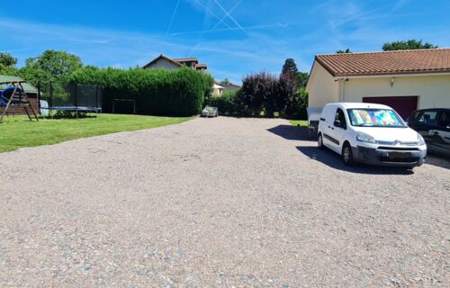 Parking proche aéroport Limoges bellegarde
