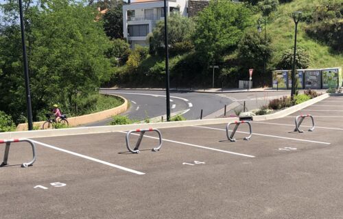 Parking sécurisé dans une petite résidence