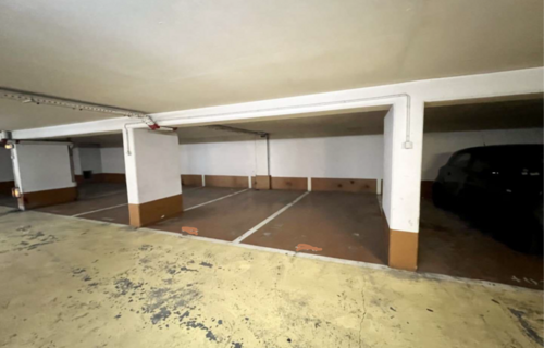 Parking - 15 rue Lord Byron 75008 Paris