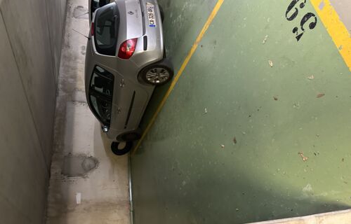 Parking sous terrain près Créteil Pointe du Lac