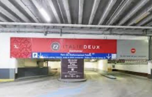 Place de parking disponible 7/7 - 24/24