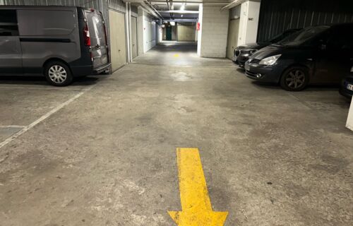 Parking rue Saint Maur 75011