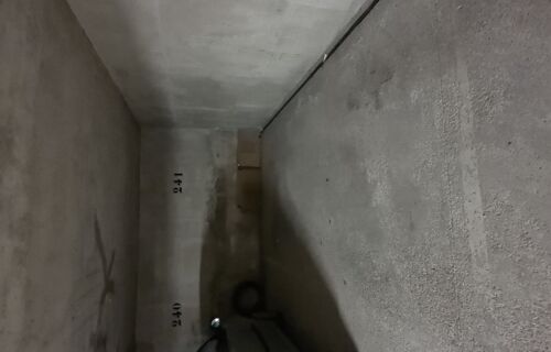 Ozoir La Ferriere- Parking couvert dans Résidence sécurisée