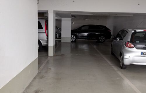 2 places de parking - Gare de Bécon-Les-Bruyères