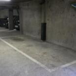 Place de parking couverte sécurisée