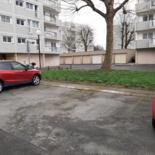 Place de parking proche gare et tout commerce.